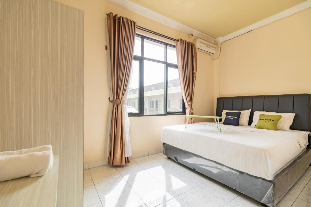Urbanview Hotel Nugraha Palembang By Reddoorz Luaran gambar